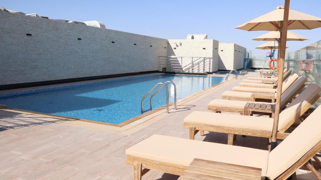 Al Riyadh Hotel Apartments Abu Dhabi Exterior photo